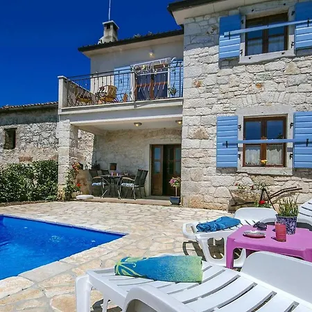 Semesterbostad House Irma Poreč