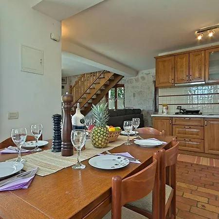 House Irma Holiday home *